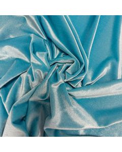 Carvico Velvet Panama 70281 Portrait